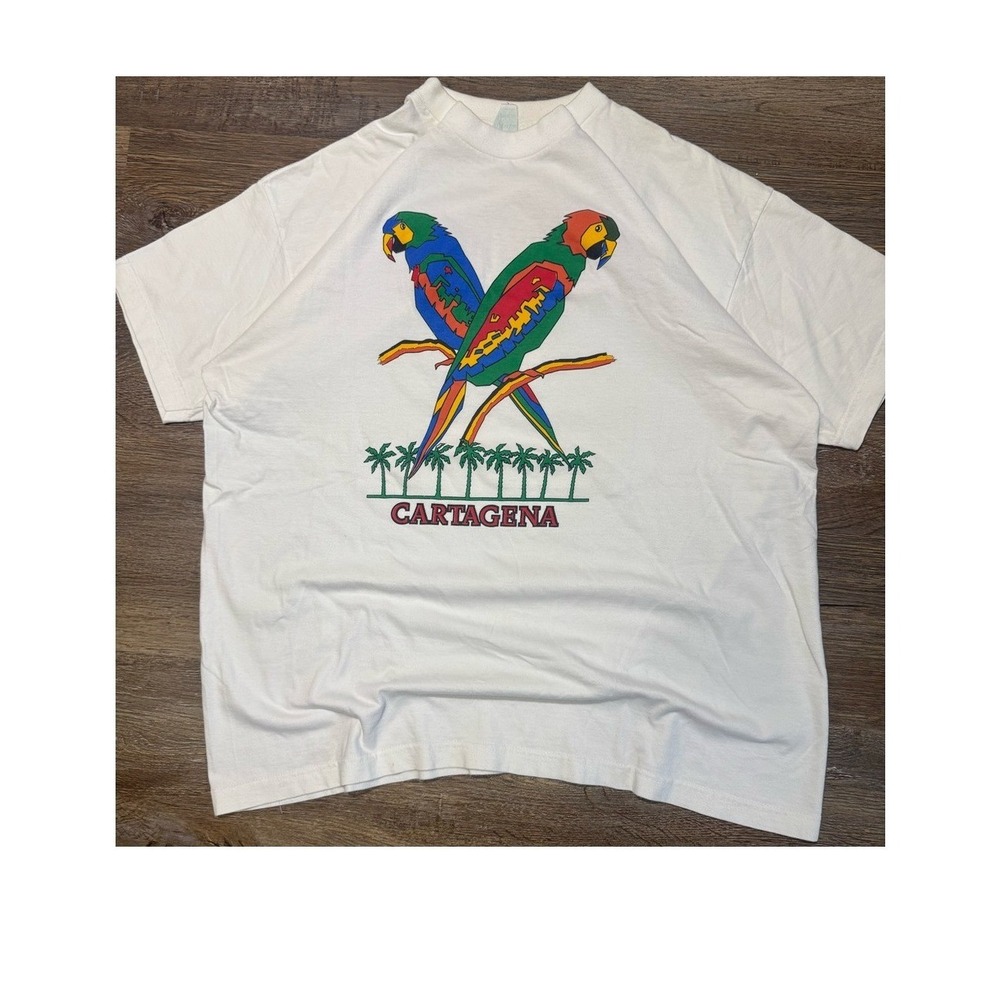 VTG Parrot T shirt